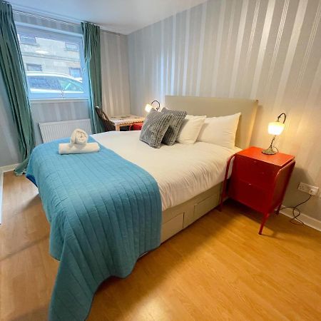 גלאזגו Kelvingrove 2 Bedroom Apartment - Private Parking מראה חיצוני תמונה