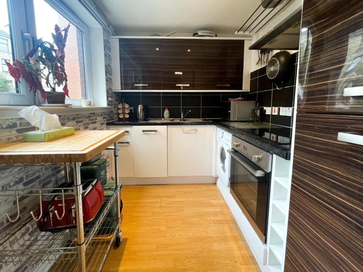 גלאזגו Kelvingrove 2 Bedroom Apartment - Private Parking מראה חיצוני תמונה
