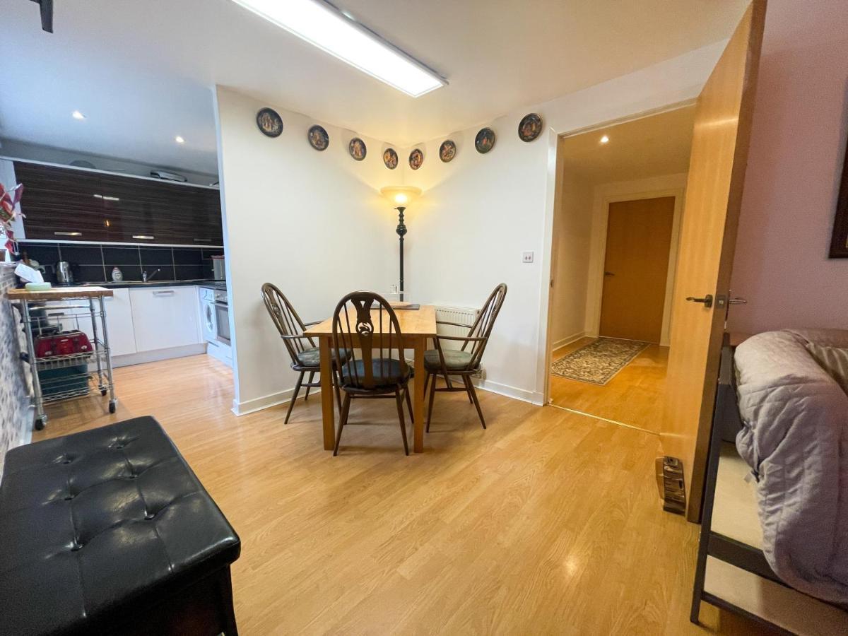 גלאזגו Kelvingrove 2 Bedroom Apartment - Private Parking מראה חיצוני תמונה