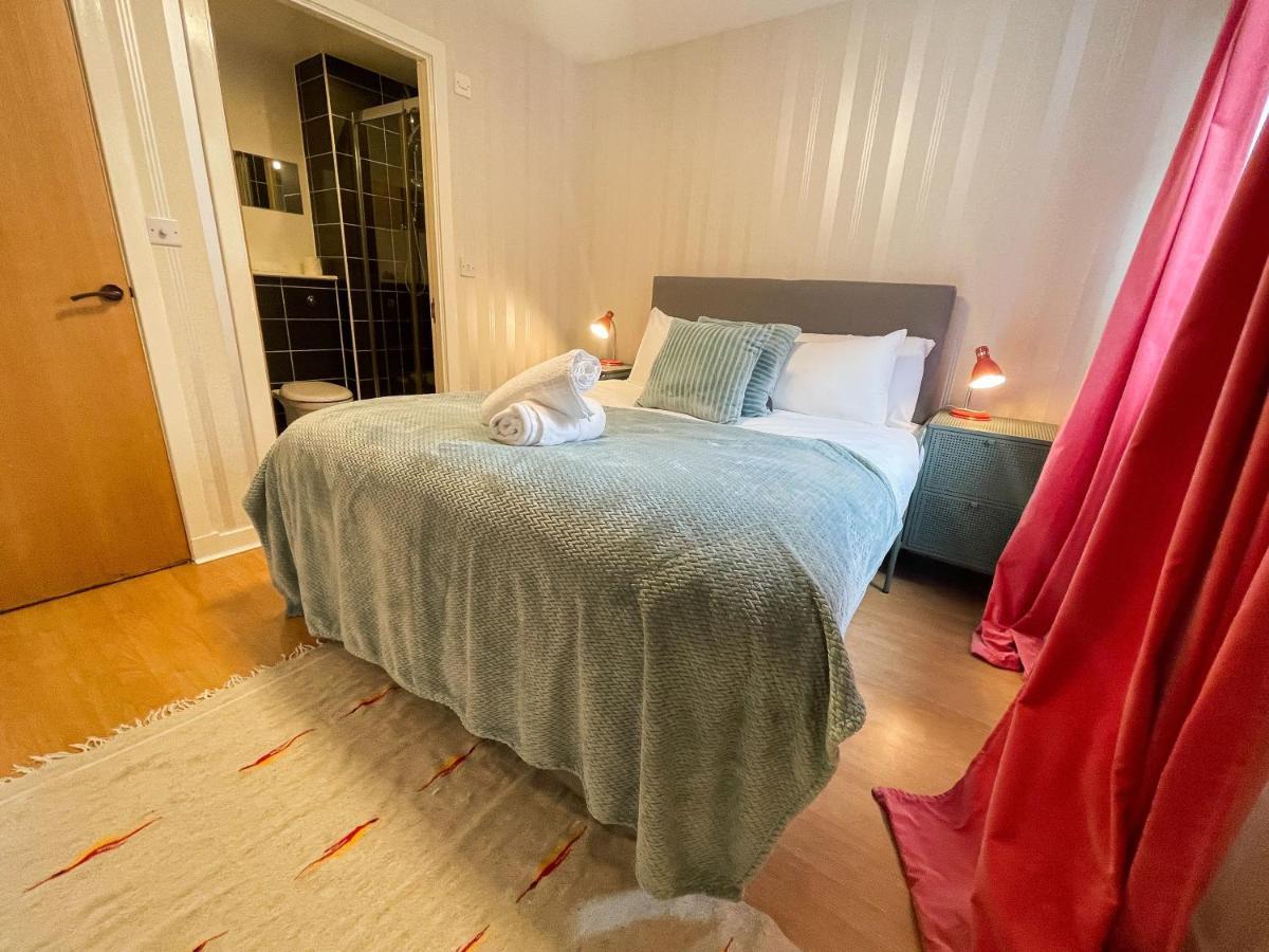 גלאזגו Kelvingrove 2 Bedroom Apartment - Private Parking מראה חיצוני תמונה