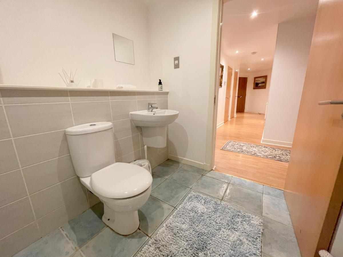 גלאזגו Kelvingrove 2 Bedroom Apartment - Private Parking מראה חיצוני תמונה
