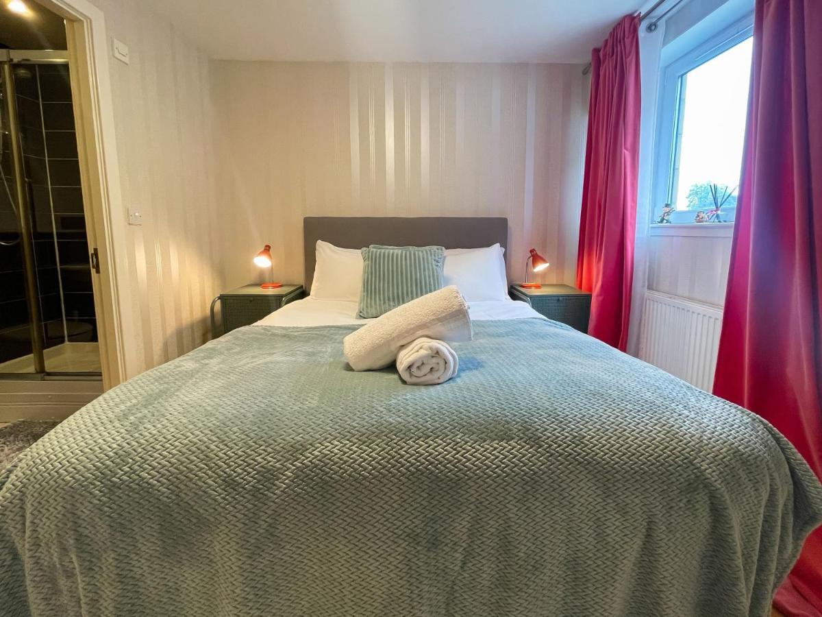 גלאזגו Kelvingrove 2 Bedroom Apartment - Private Parking מראה חיצוני תמונה