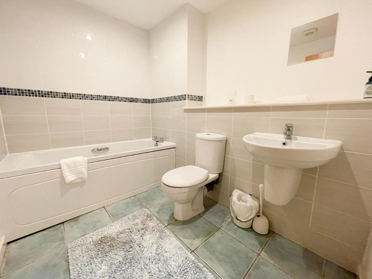 גלאזגו Kelvingrove 2 Bedroom Apartment - Private Parking מראה חיצוני תמונה