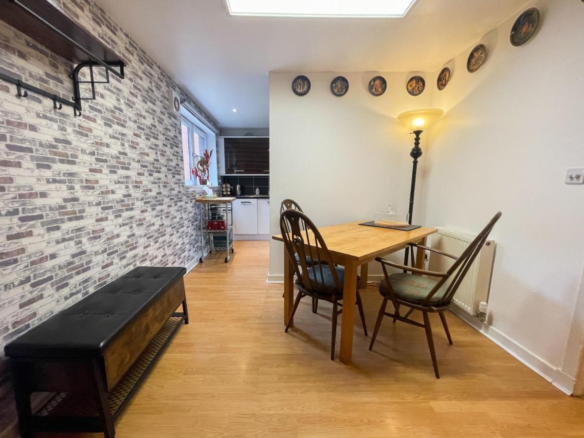 גלאזגו Kelvingrove 2 Bedroom Apartment - Private Parking מראה חיצוני תמונה
