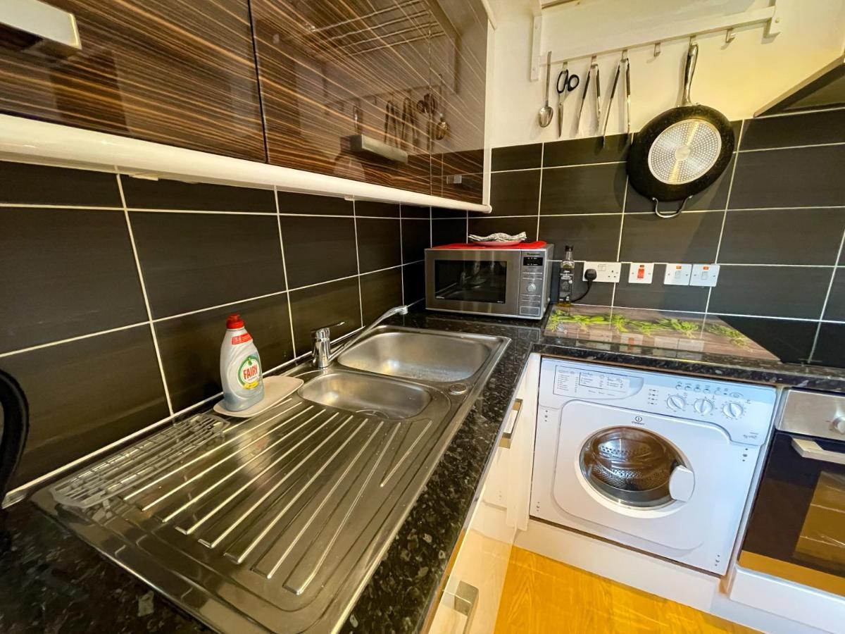 גלאזגו Kelvingrove 2 Bedroom Apartment - Private Parking מראה חיצוני תמונה